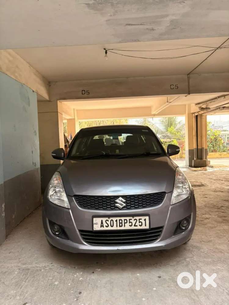 For Sale: 2014 Maruti Swift Vxi - Well Maintained