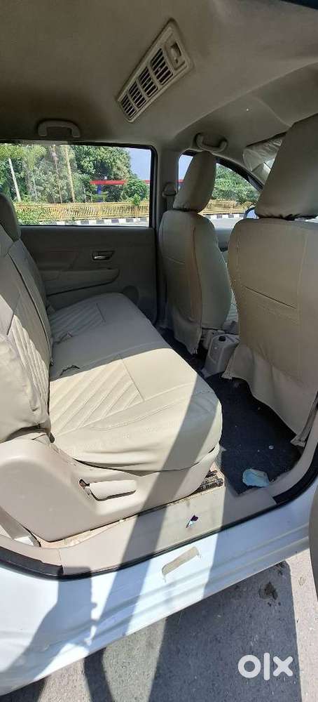 Maruti Suzuki Ertiga Vxi (o) Cng, 2022, Cng & Hybrids