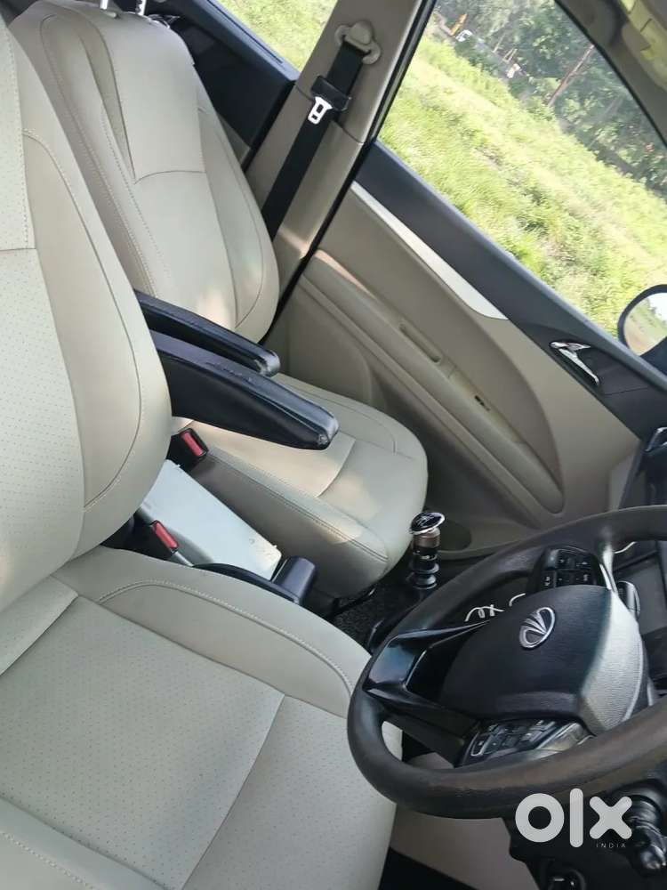 Mahindra Marazzo M8, 2018, Diesel