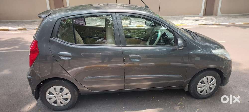 Hyundai I10 Sportz At, 2011, Petrol