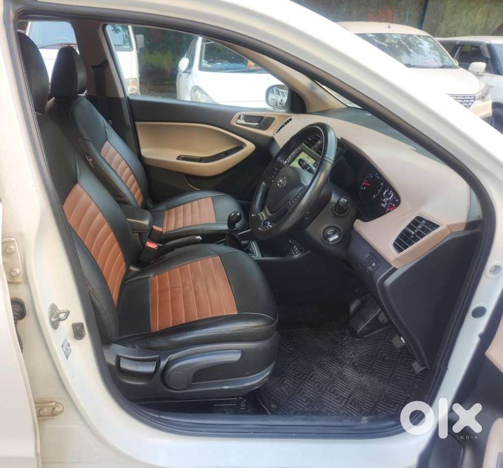 Hyundai I20 Sportz 1.4 At Vtvt, 2020, Petrol
