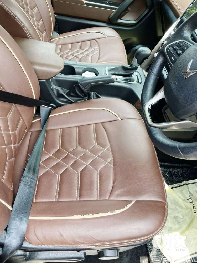 Mahindra Scorpio N Z4 Petrol At 7 Str, 2025, Petrol
