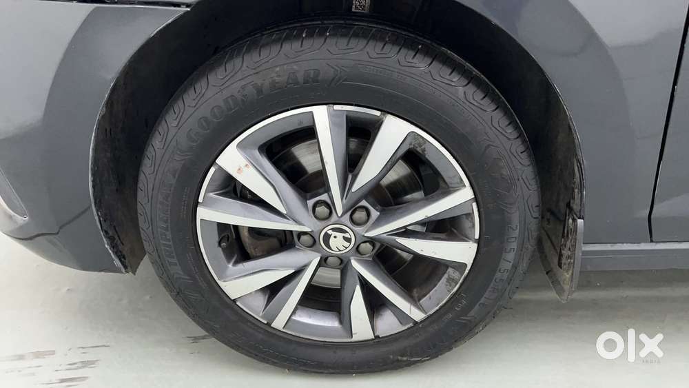 Skoda Slavia Style 1.5l Tsi Dsg, 2022, Petrol