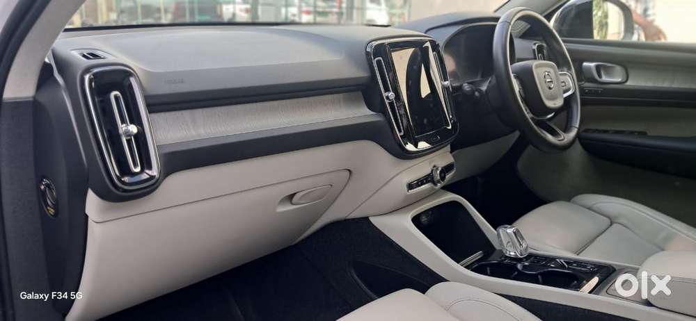 Volvo Xc40 B4 Ultimate, 2022, Petrol