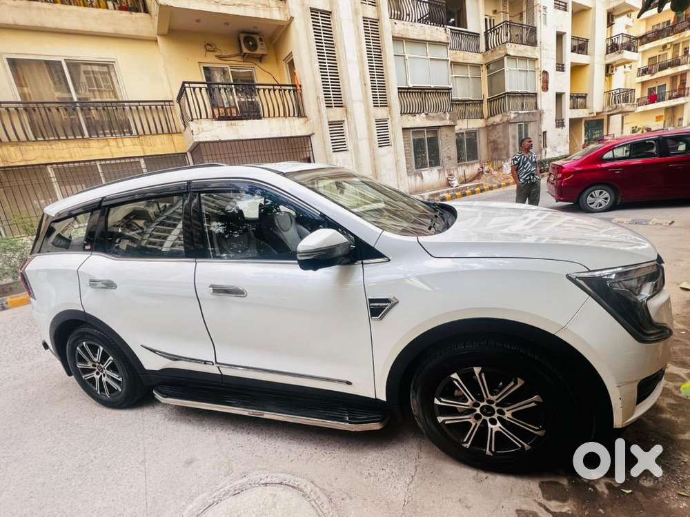 Mahindra Xuv700 7seater Luxury Top Model Petrol 2022 Automatic