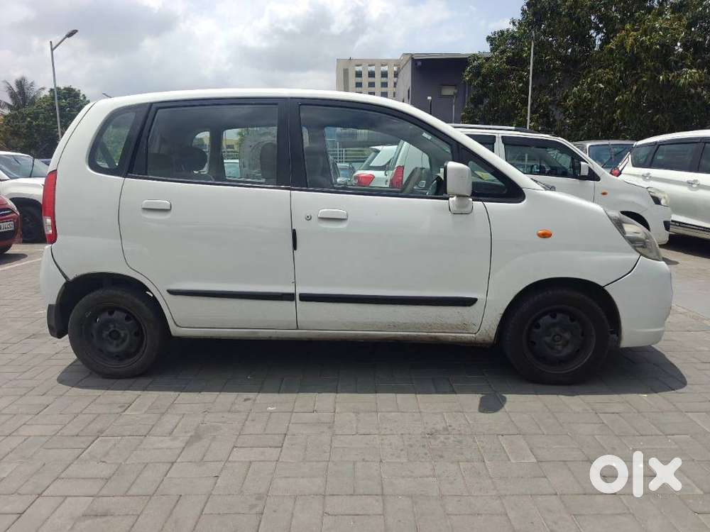 Maruti Suzuki Estilo Vxi Bs-iv, 2013, Petrol