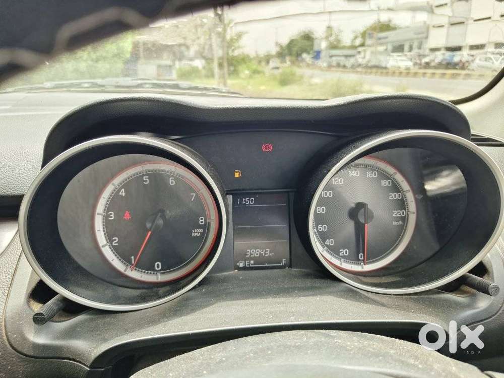 Maruti Suzuki Swift Vxi + Manual, 2024, Petrol
