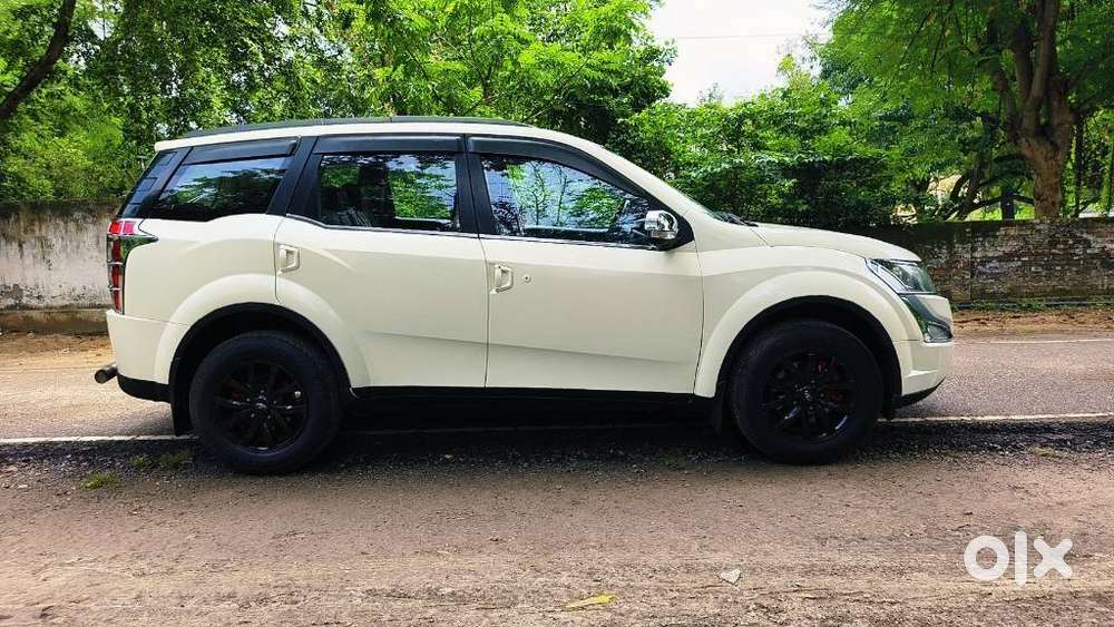 Mahindra Xuv500 2.2 W10, 2016, Diesel