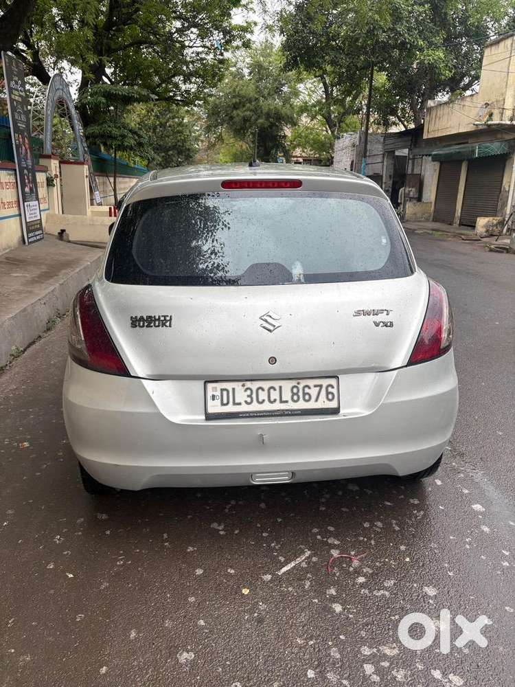 Maruti Suzuki Swift 2017 Cng & Hybrids 62000 Km Driven