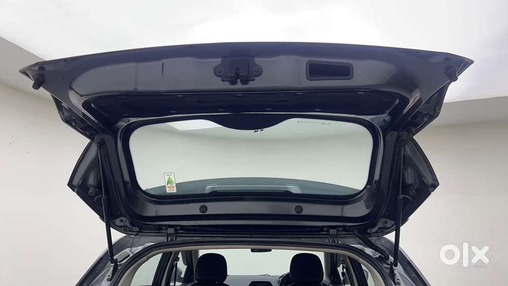 Tata Nexon 1.2 Revotron Xm (s), 2023, Petrol