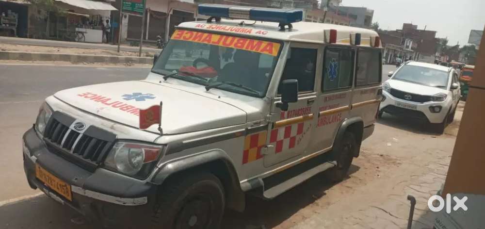 महिंद्रा बोलेरो एम्बुलेंस
