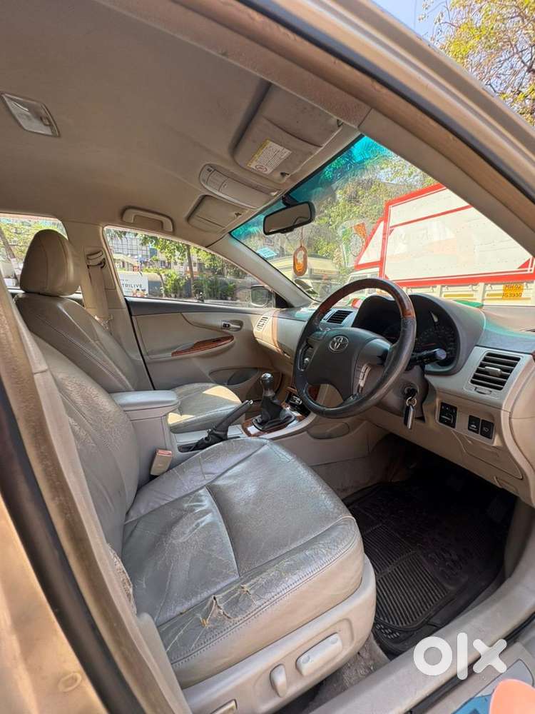 Toyota Corolla Altis 2010/2031