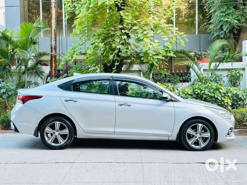 Hyundai Verna 1.6 Sx (o) Vtvt At, 2017