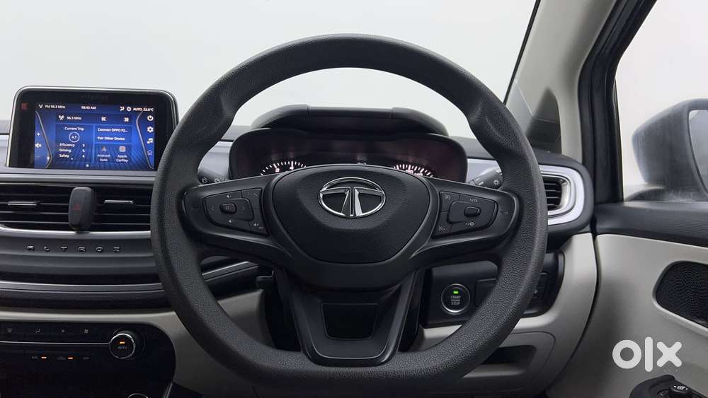 Tata Altroz Xz, 2022, Petrol