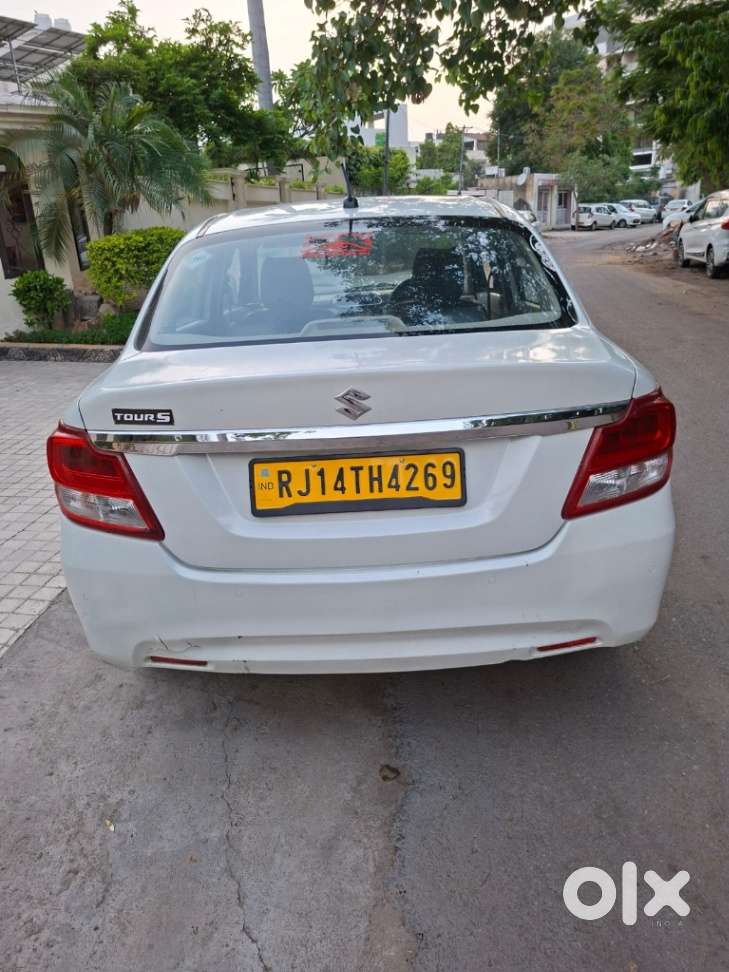 Maruti Suzuki Swift Dzire 1.3 Lxi, 2023, Cng & Hybrids