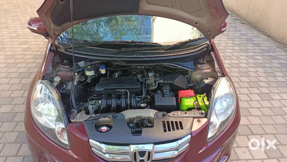 Well Maintained 2013 Honda Amaze