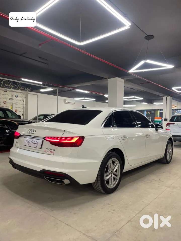 Audi A4 2.0 Premium Plus 40 Tfsi, 2022, Petrol