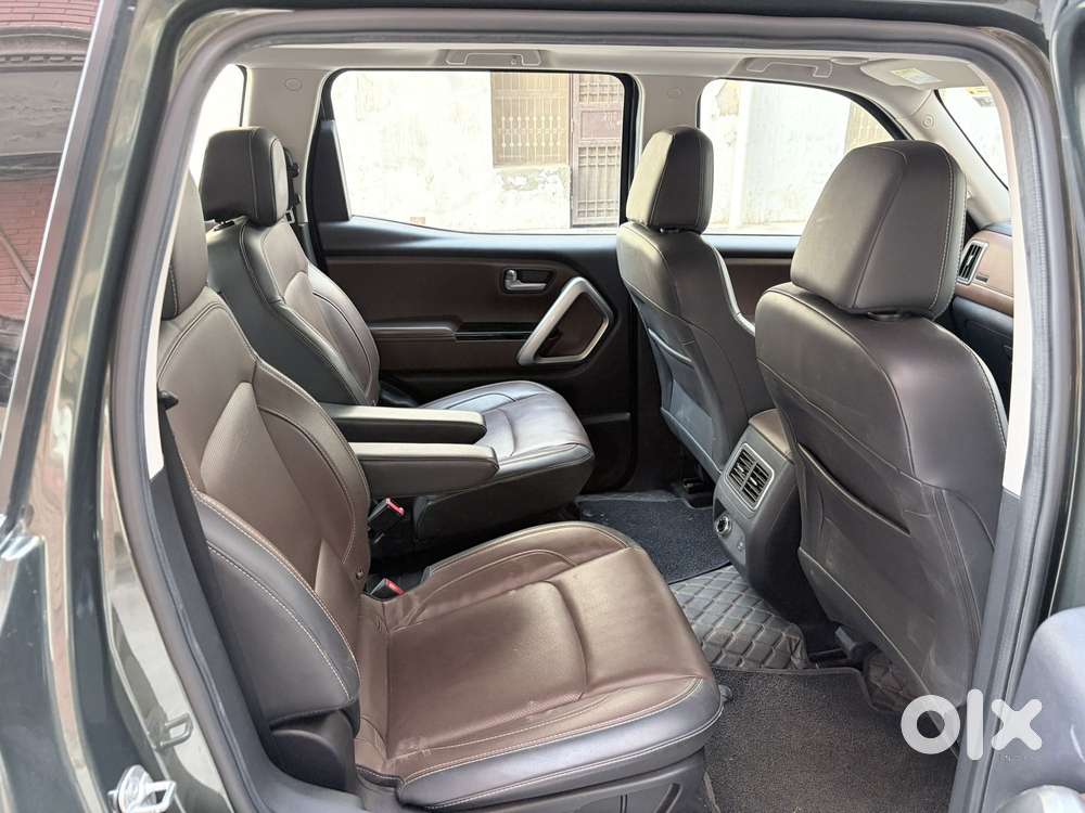 Mahindra Scorpio-n 2.2 Z8 L Diesel At 6 Str, 2023, Diesel