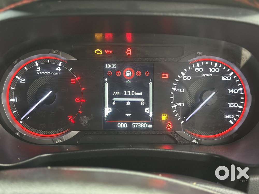 Mahindra Thar Lx Hard Top Diesel Mt 4wd, 2022, Diesel