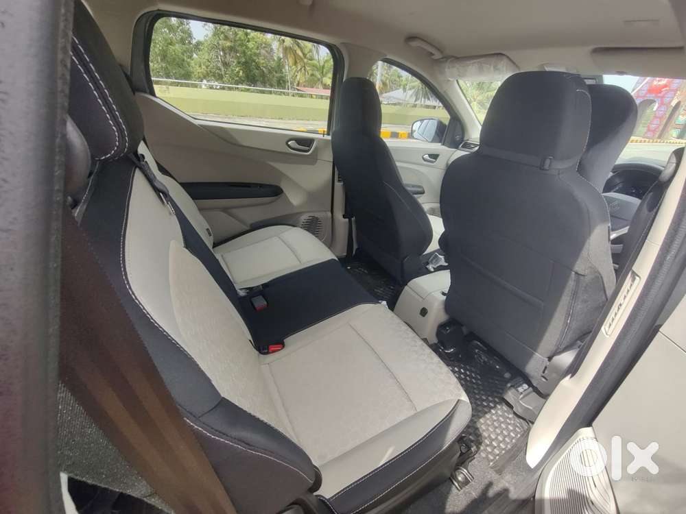 Renault Triber Others, 2025, Petrol