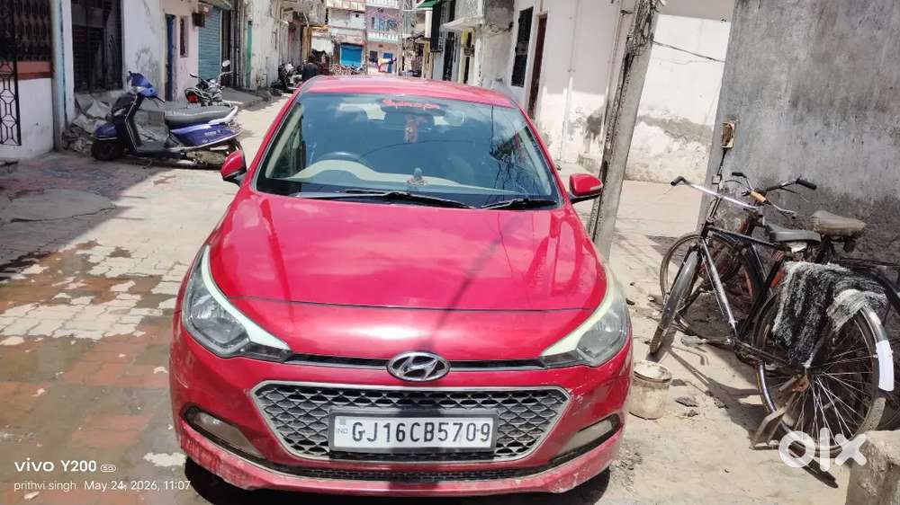 Hyundai I20 2018 Cng & Hybrids 92300 Km Driven