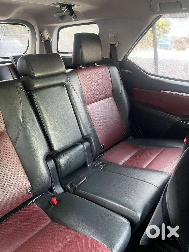 Toyota Fortuner Legender 4x2 At 2.8, 2022, Diesel