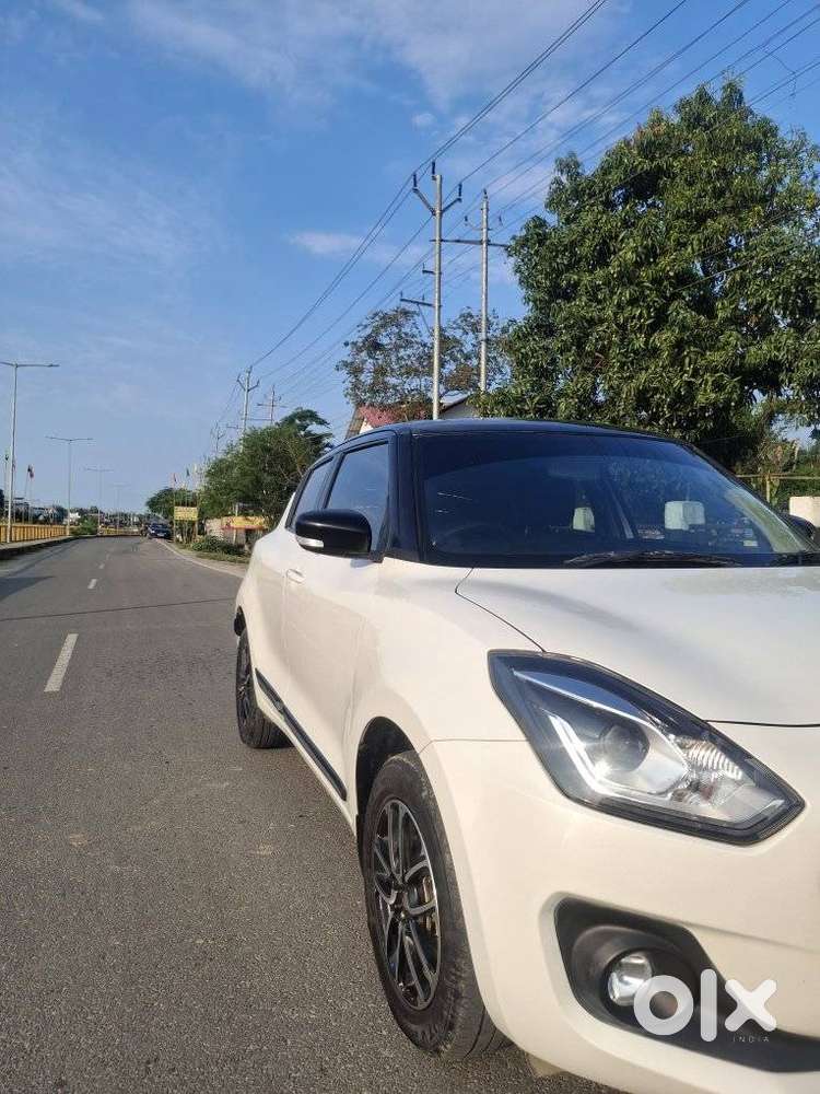 Maruti Suzuki Swift Zxi Plus Dual Tone, 2024, Petrol