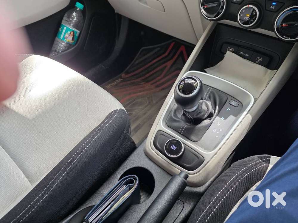 Hyundai Venue 2025 Petrol Good Condition