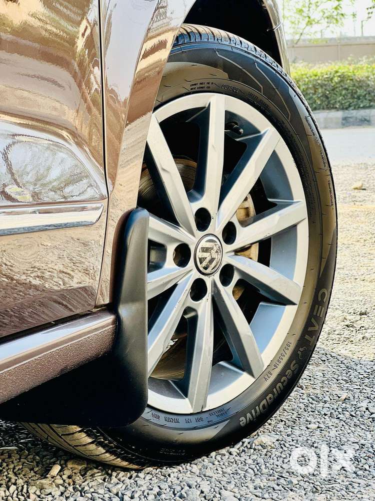 Volkswagen Vento 1.2 Tsi Highline Plus At, 2019, Petrol