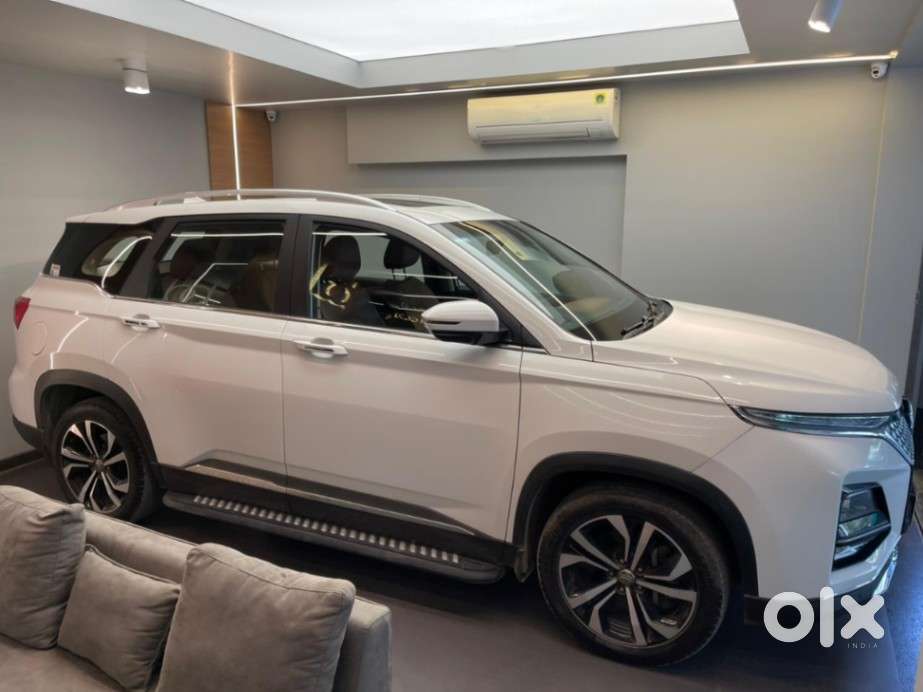 Mg Hector Plus Sharp Pro 1.5 Turbo Petrol Cvt 6 Str, 2023, Petrol