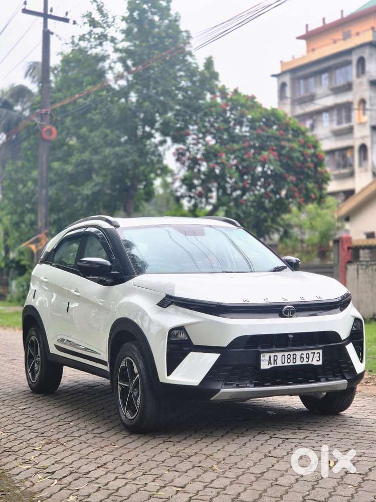 Tata Nexon Creative Plus S 1.2 Revotron Petrol 6 Mt, 2025, Petrol