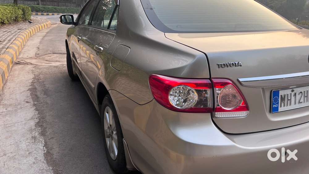 2011 Toyota Corolla Altis
