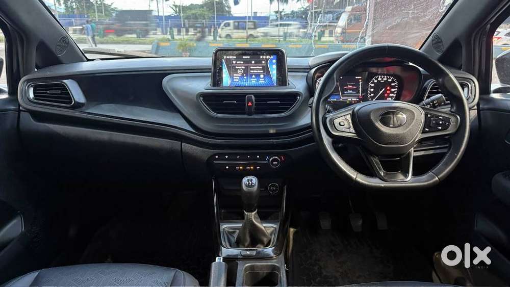 Tata Altroz Xz Plus (s) Dark Edition, 2025, Petrol
