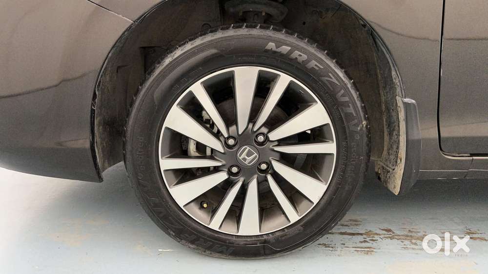 Honda City 1.5 V Mt, 2023, Petrol