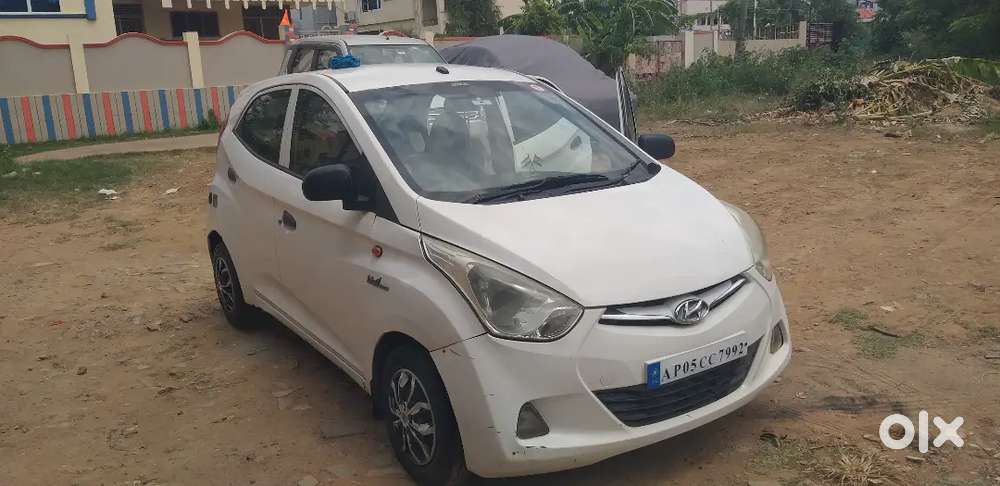 Hyundai Eon Magna 2012