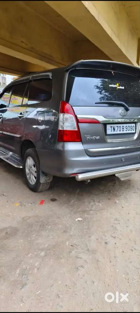 Toyota Innova 2011