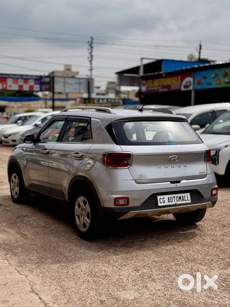 Hyundai Venue S, 2020, Petrol