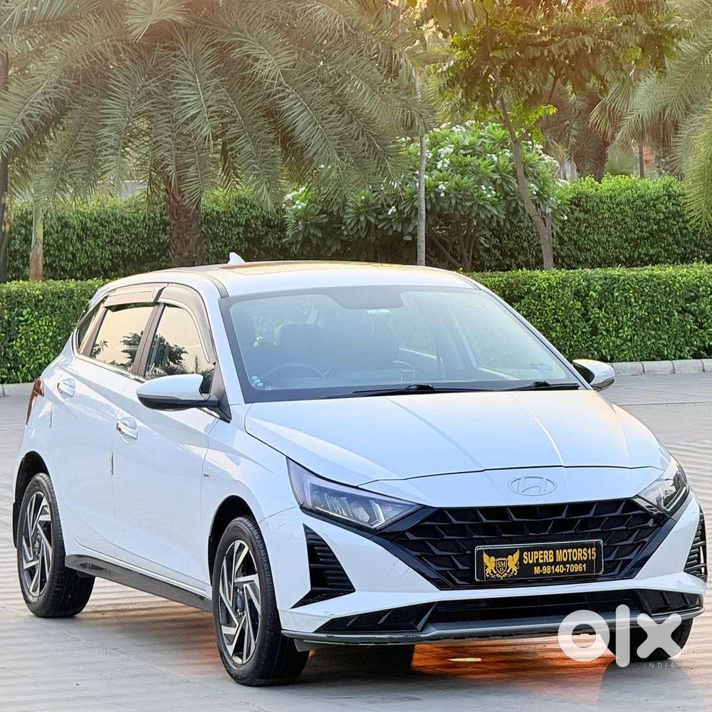 Hyundai New I20 1.2 Asta (o) Ivt, 2023, Petrol