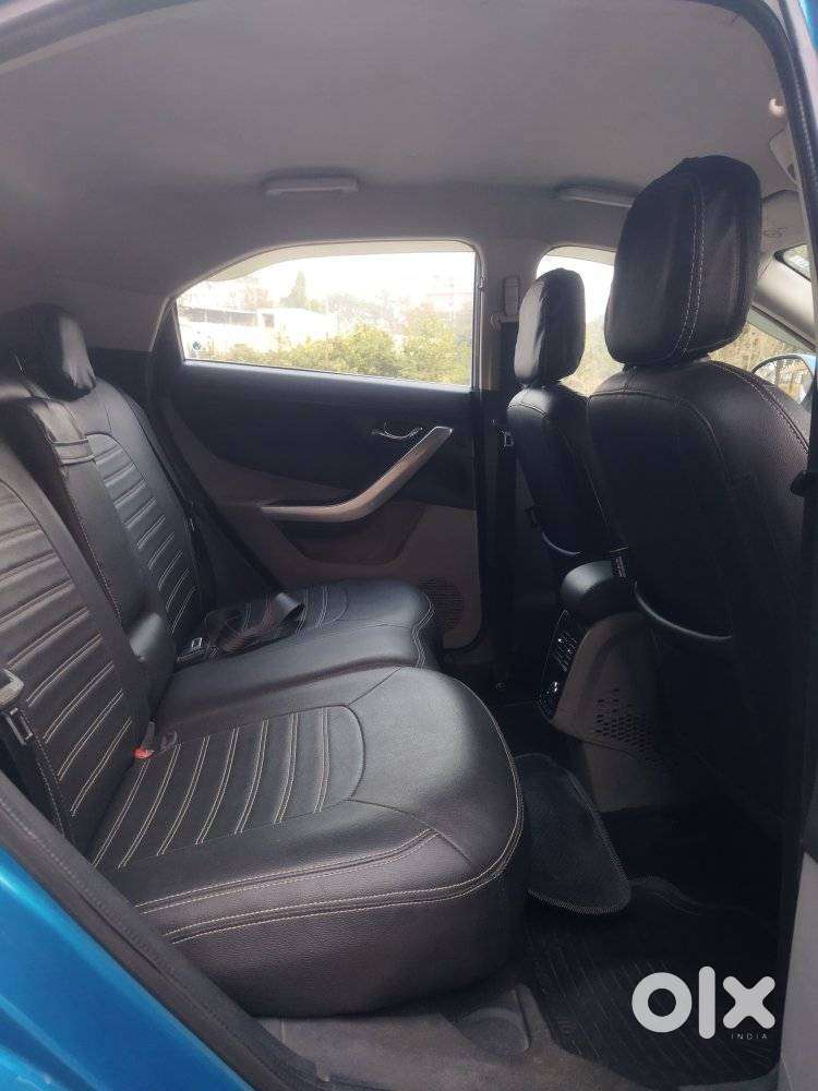 Tata Nexon 1.2 Revotron Xz Plus Dual Tone, 2018, Petrol