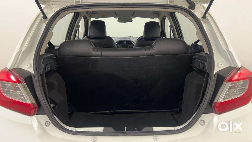 Tata Tiago Xza, 2017, Petrol