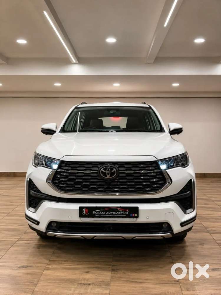 Toyota Innova Hycross 2.0 Zx (o) Hybrid 7 Str, 2024, Petrol