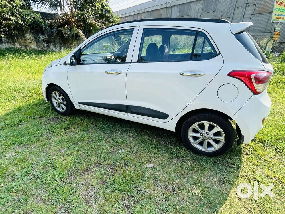 Hyundai Grand I10 Asta, 2016, Petrol
