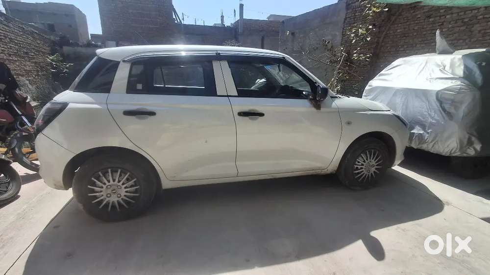Maruti Suzuki Swift 2025 Petrol 22300 Km Driven Brand New Condition