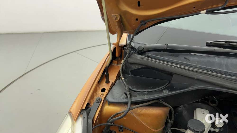 Tata Tiago 1.2 Revotron Xt, 2017, Petrol