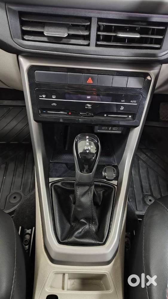 Volkswagen Taigun 1.0 Tsi Topline At, 2022, Petrol
