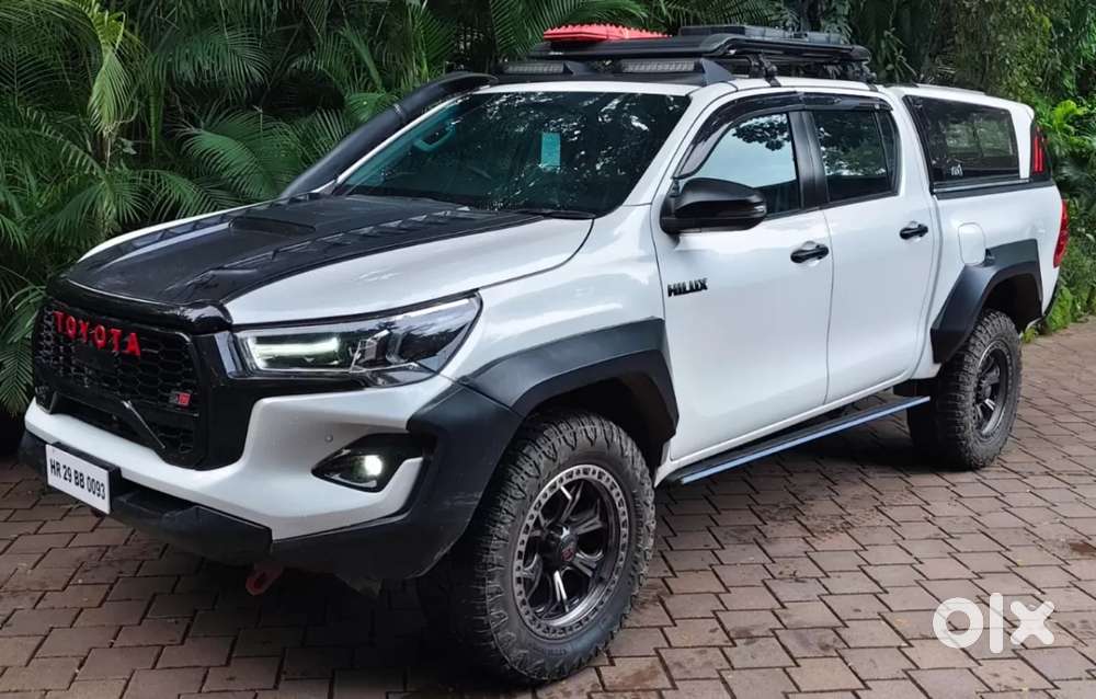 Toyota Hilux 2.8 High 4x4 Mt, 2023, Diesel
