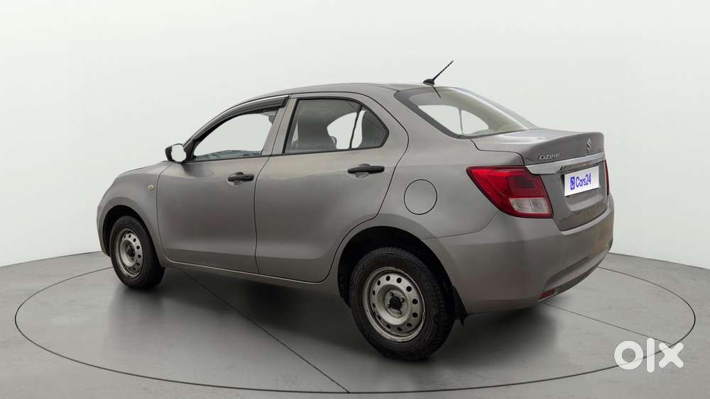 Maruti Suzuki Dzire 1.2 Lxi, 2022, Petrol