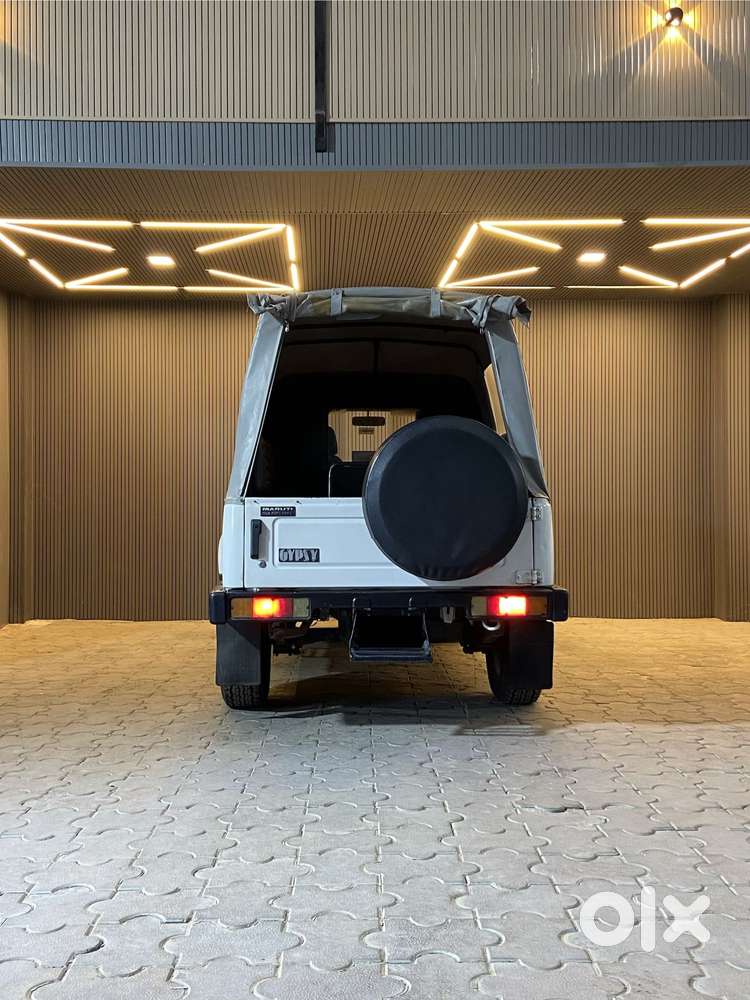 Maruti Suzuki Gypsy King St 4x4, 2004, Petrol