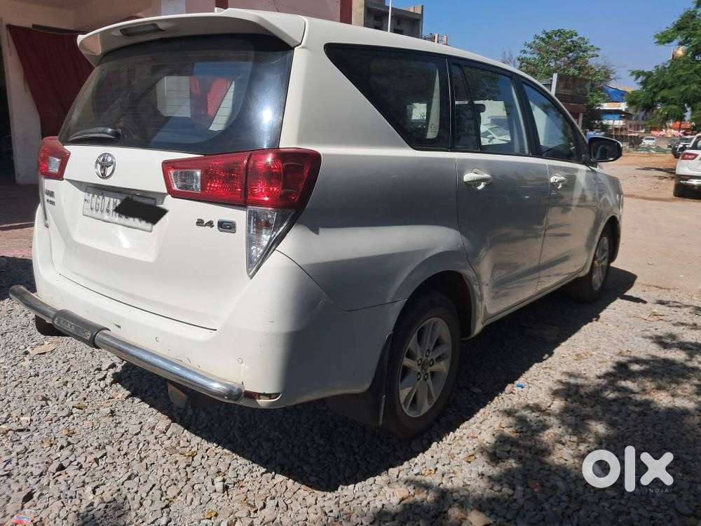 Toyota Innova Crysta 2.4 Gx Mt, 2020