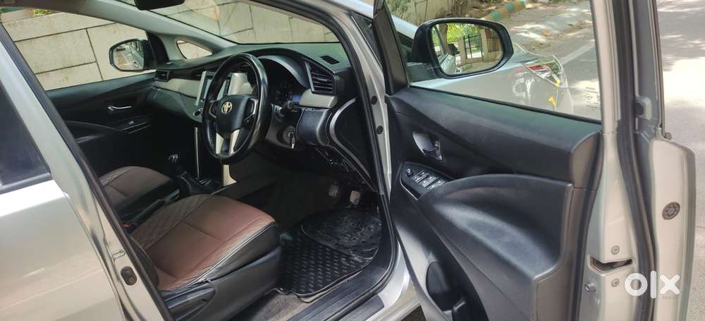 Toyota Innova Crysta 2.4 Gx Mt, 2017, Diesel